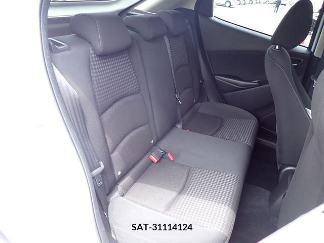 Mazda DEMIO 2017-04 334880-18