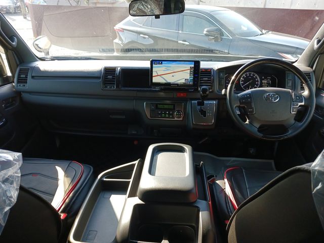 Toyota HIACE VAN 2021-05 28216-9