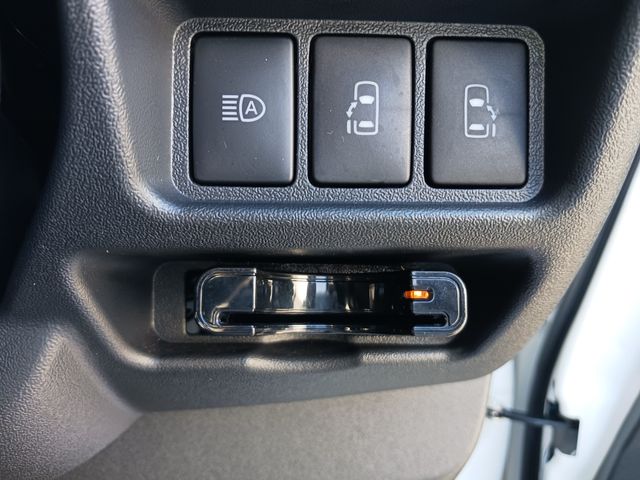 Toyota HIACE VAN 2021-05 28216-17