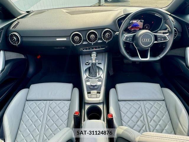 Audi TT ROADSTER 2018-09 217316-5