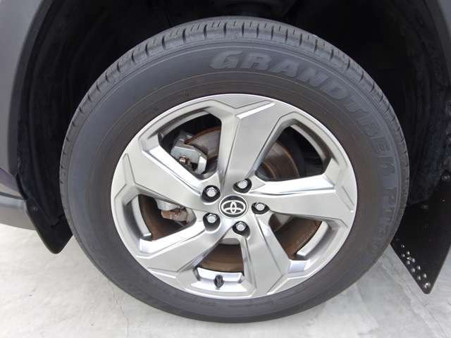 Toyota RAV4 2020-11 183263-11