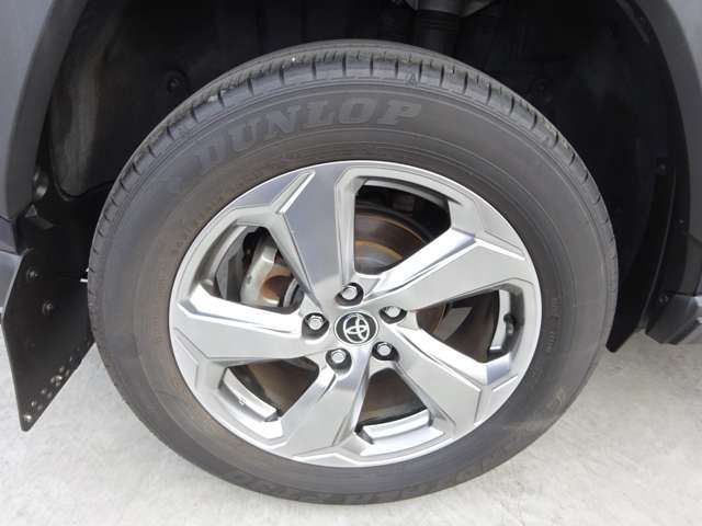Toyota RAV4 2020-11 183263-13
