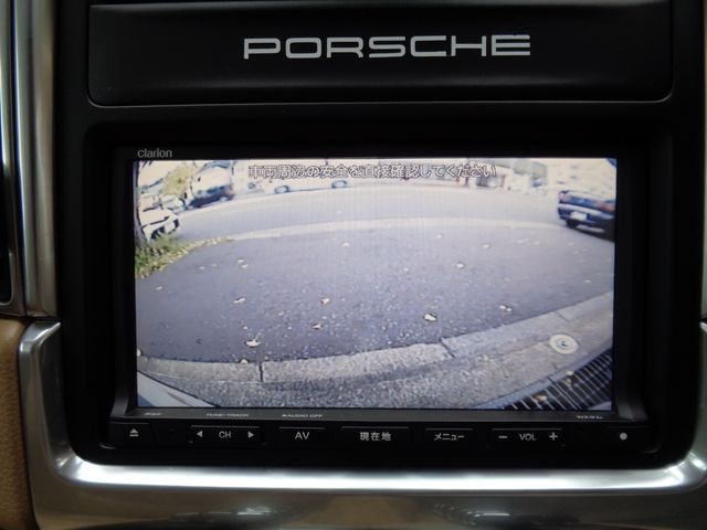 Porsche MACAN 2015-12 193690-17