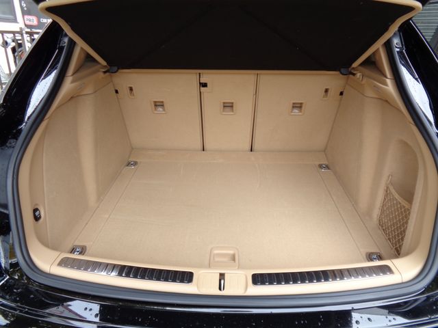 Porsche MACAN 2015-12 193690-10