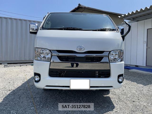Toyota HIACE VAN 2022-04 361199-2