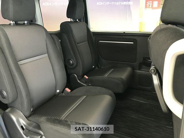 Honda STEP WGN 2019-06 324693-2