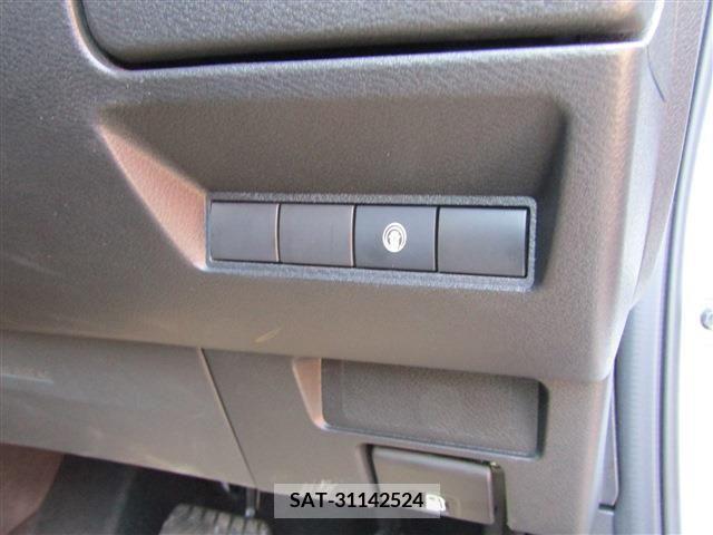 Nissan NOTE 2023-03 205428-13