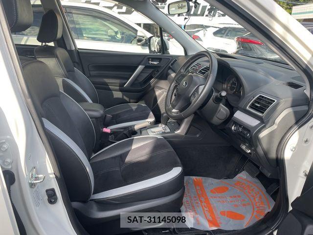 Subaru FORESTER 2015-08 335544-3