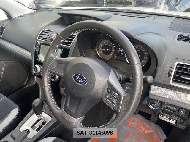Subaru FORESTER 2015-08 335544-7