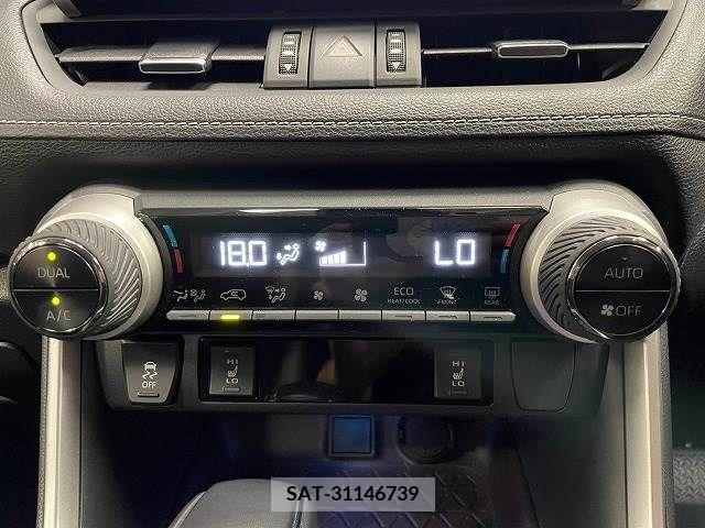 Toyota RAV4 2019-08 366937-11
