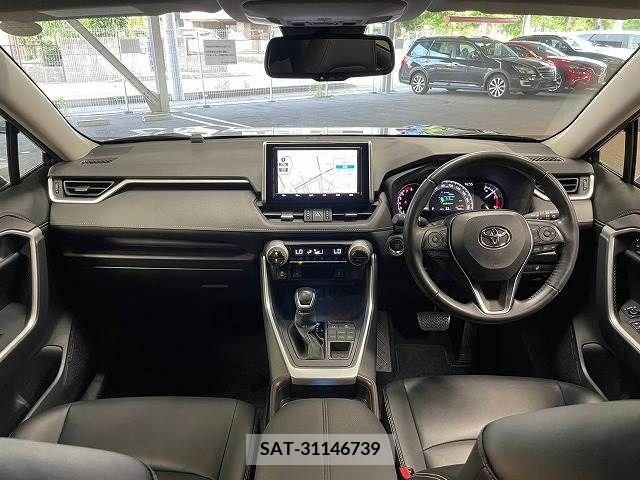 Toyota RAV4 2019-08 366937-1