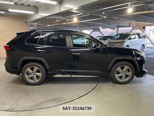 Toyota RAV4 2019-08 366937-17