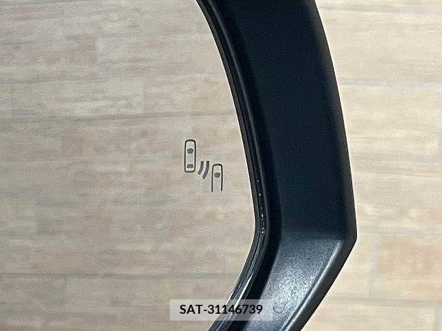 Toyota RAV4 2019-08 366937-15