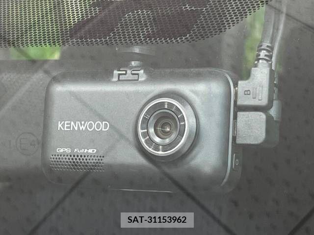 Toyota VOXY 2015-10 321461-8