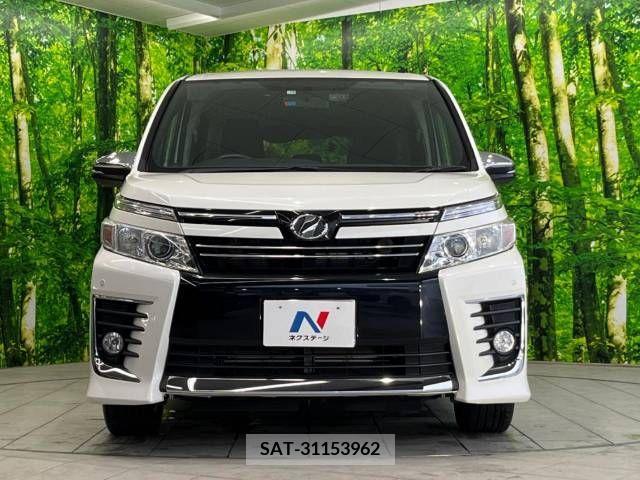 Toyota VOXY 2015-10 321461-14