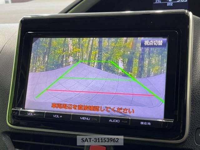 Toyota VOXY 2015-10 321461-3