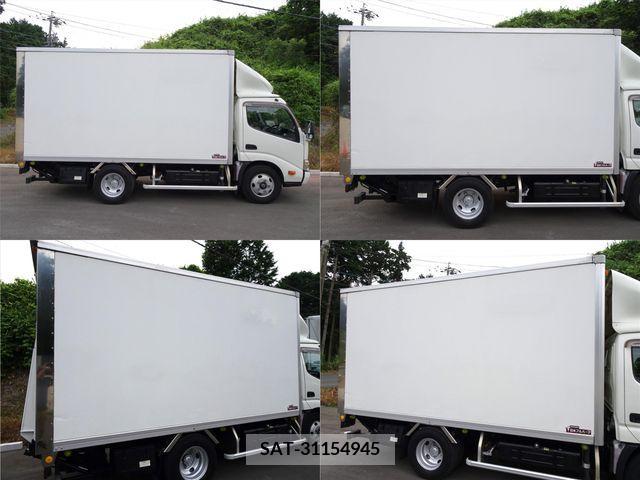 Hino DUTRO 2012-06 201004-4