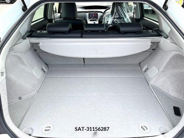 Toyota PRIUS 2014-12 212409-10