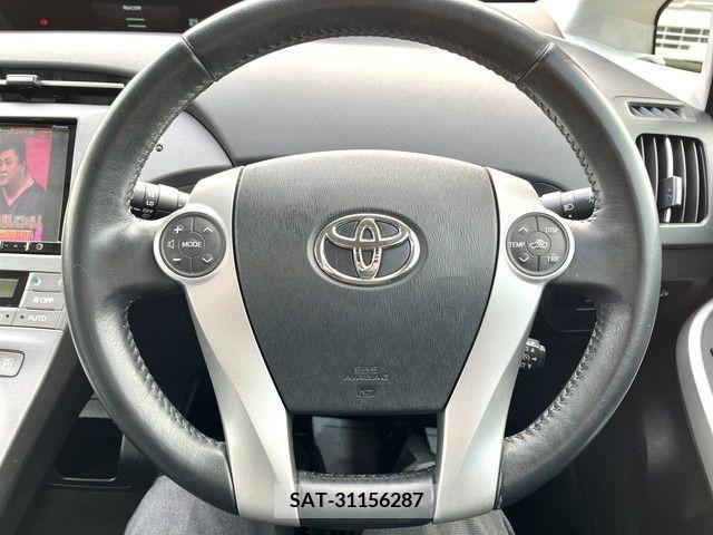 Toyota PRIUS 2014-12 212409-19