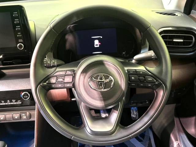 Toyota YARIS CROSS 2021-08 27022-11