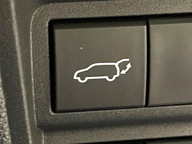 Toyota YARIS CROSS 2021-08 27022-7