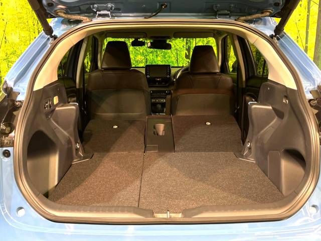 Toyota YARIS CROSS 2021-08 27022-10