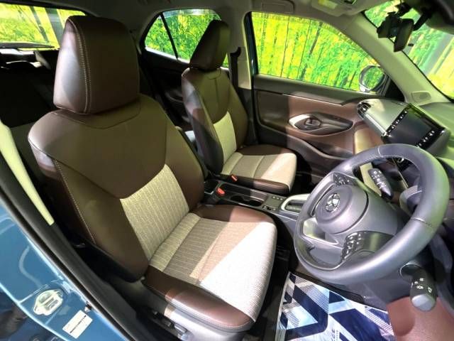 Toyota YARIS CROSS 2021-08 27022-8