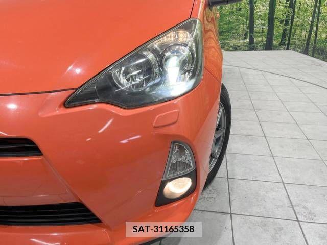 Toyota AQUA 2012-01 294296-12