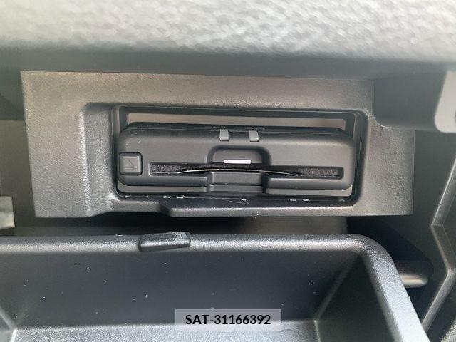 Nissan SERENA 2019-09 230669-27