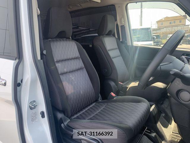 Nissan SERENA 2019-09 230669-6
