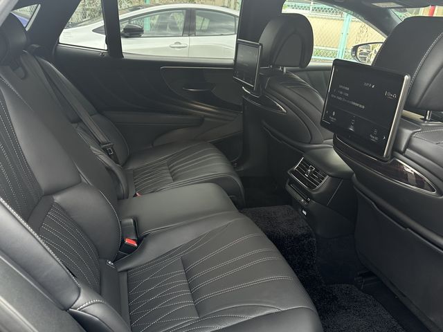 Lexus LS 2018-03 23266-20