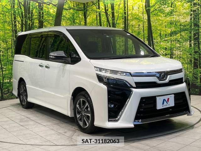 Toyota VOXY 2019-09 370439-17