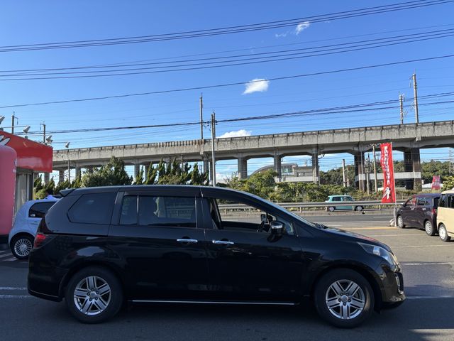 Mazda MPV 2011-12 11722-6