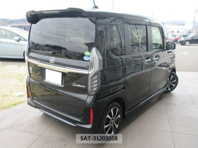 Honda N BOX CUSTOM 2018-07 278940-1