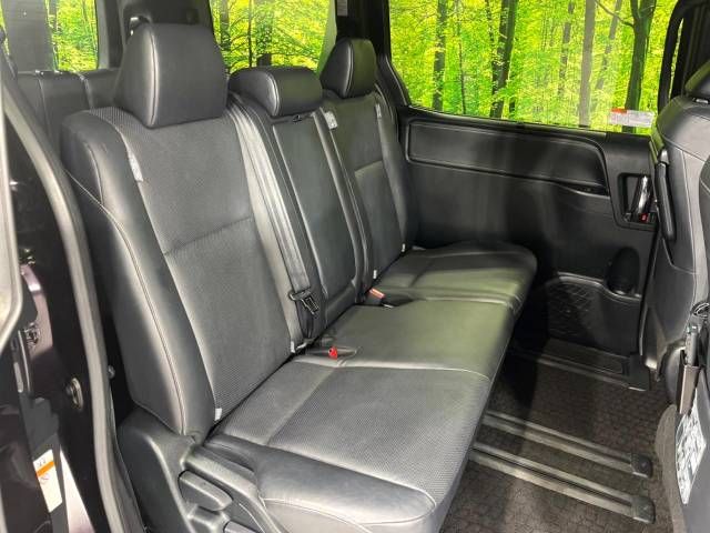 Toyota ESQUIRE 2018-10 24352-9