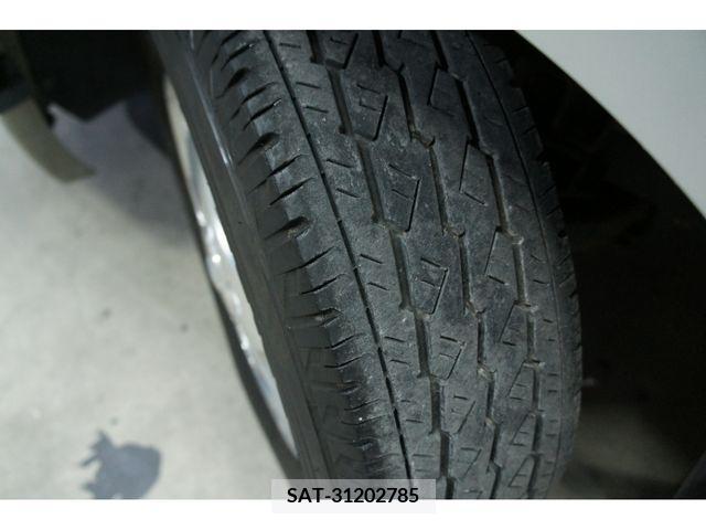 Nissan NV350 Caravan 2015-04 328998-27
