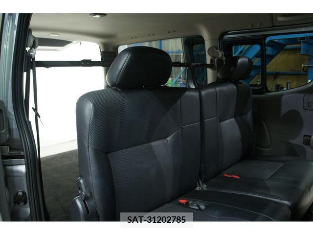 Nissan NV350 Caravan 2015-04 328998-16