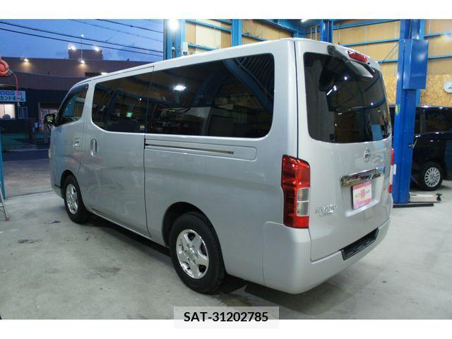 Nissan NV350 Caravan 2015-04 328998-14