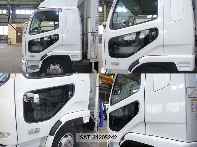 Mitsubishi FIGHTER 2006-12 388885-7