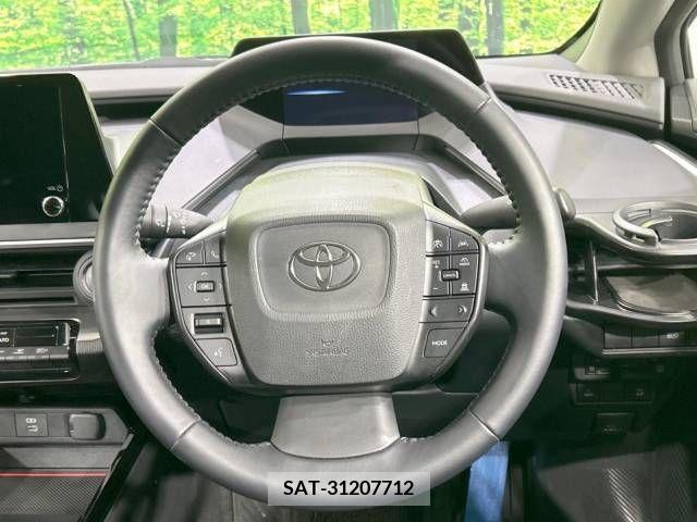 Toyota PRIUS 2023-07 380803-11