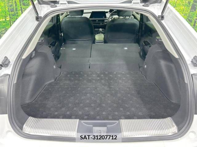 Toyota PRIUS 2023-07 380803-10