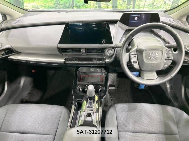 Toyota PRIUS 2023-07 380803-1