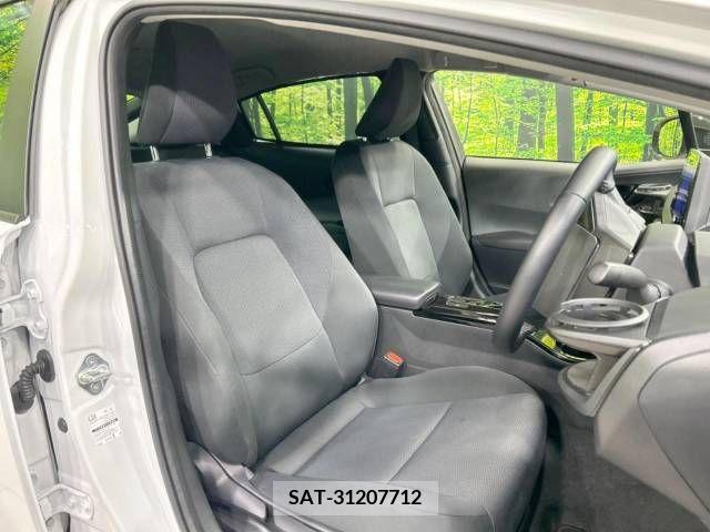 Toyota PRIUS 2023-07 380803-8