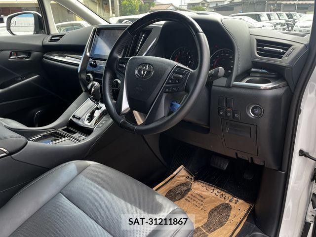 Toyota ALPHARD 2022-08 395503-12