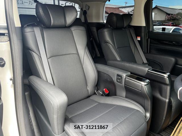 Toyota ALPHARD 2022-08 395503-15