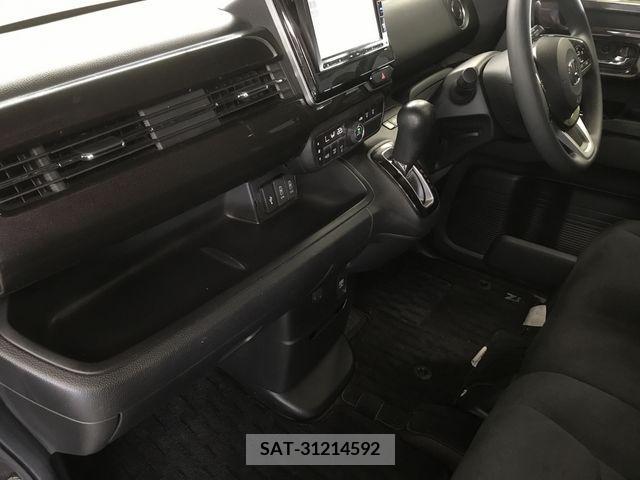 Honda N BOX CUSTOM 2018-02 210772-17