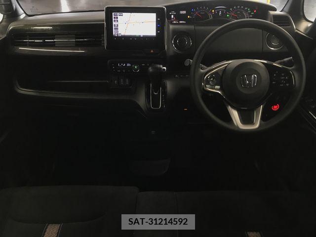 Honda N BOX CUSTOM 2018-02 210772-3