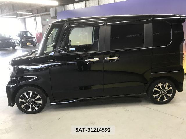 Honda N BOX CUSTOM 2018-02 210772-8