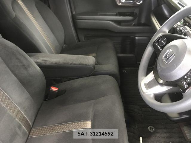 Honda N BOX CUSTOM 2018-02 210772-13