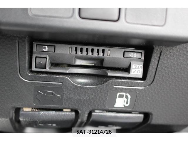 Toyota ROOMY 2023-04 386175-6